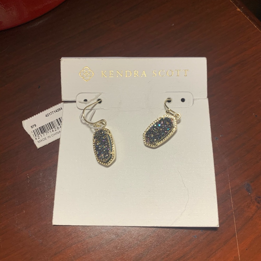 Kendra scott earrings
